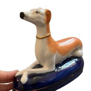Stunning collectible English Staffordshire Whippet Fox Hunt Hound Mantle Dog 7”